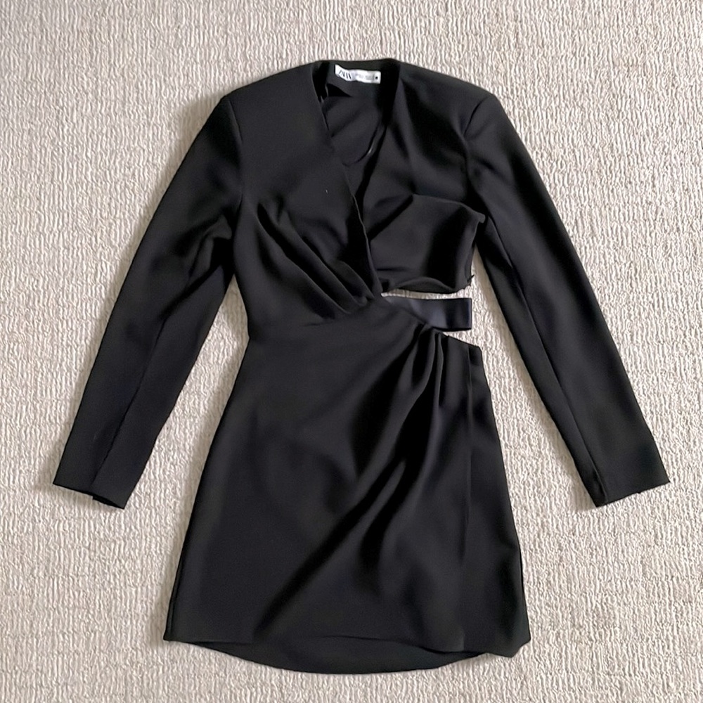 ZARA cut out long sleeve mini dress- AS IS